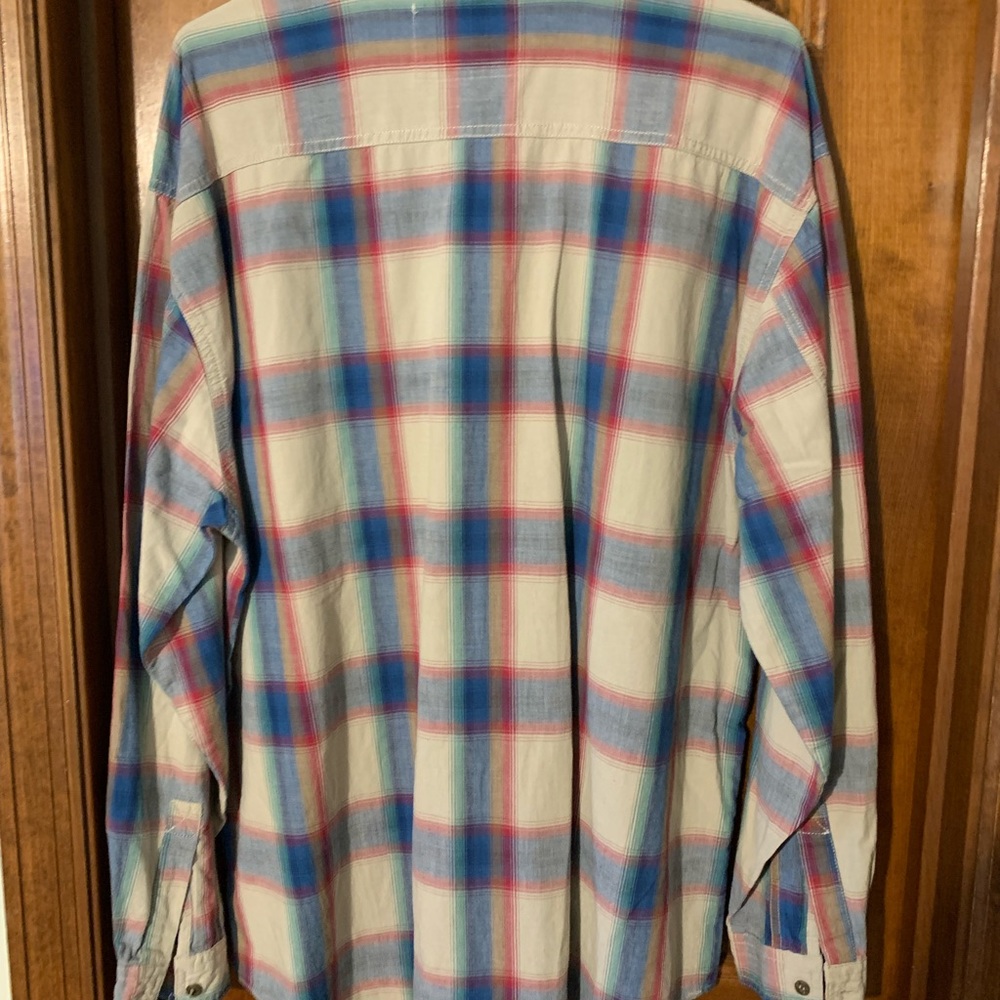 Men’s plaid button down - Picture 3 of 3